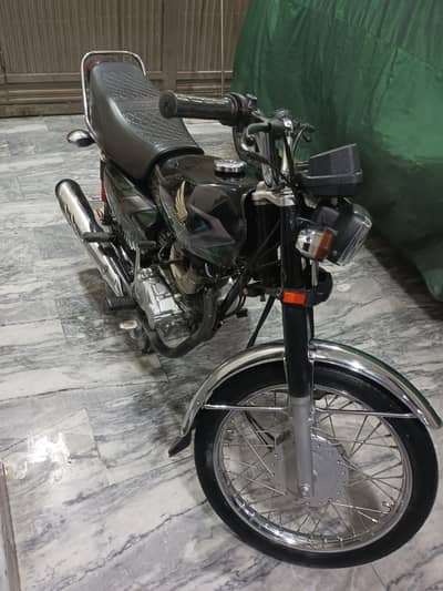 CG 125 - 2023