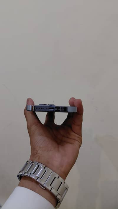 I phone 13 pro Non PTA 256 gb