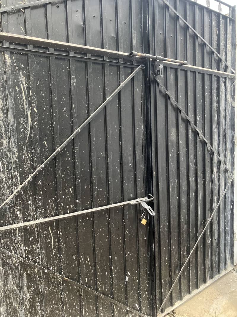 Main gate 3