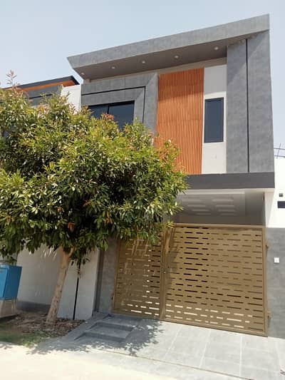 House For sale in Rahim yar khan