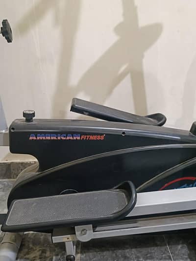 elliptical machine exercise cycle cardio