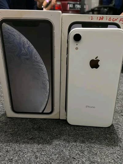 iphone XR 128 GB