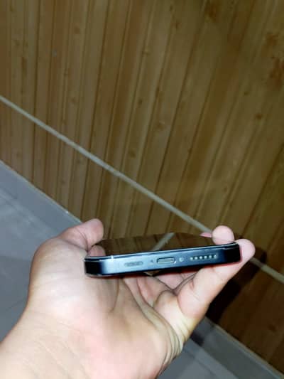Iphone 16 pro max non pta jv 256gb 98%b 226cycle count