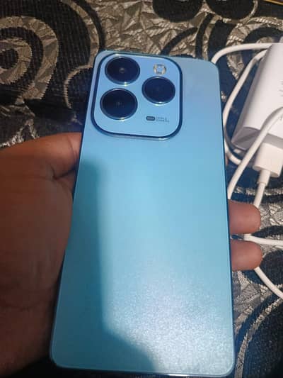 Infinix Hot 40 8+8/256 condition 10/9 with original charger