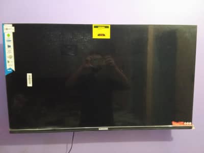 SAMSUNG 43" SMART GOOGLE LED TV
