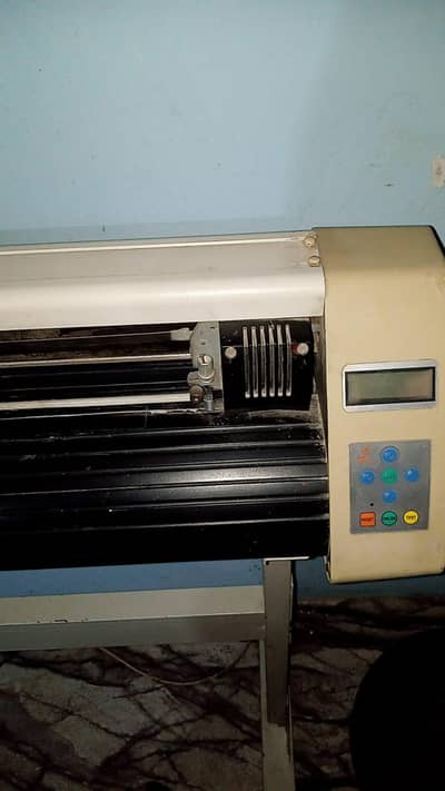 Sticker cutting plotter machine for number plate