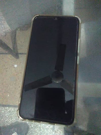 Vivo V19 in excellent condition with cover and screen protector