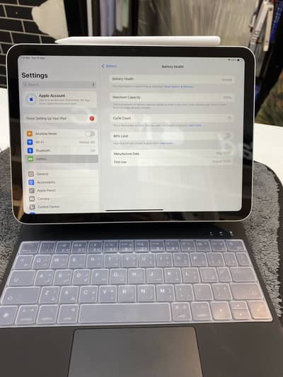 Ipade 11th gen 128gb with pencil and keyboard