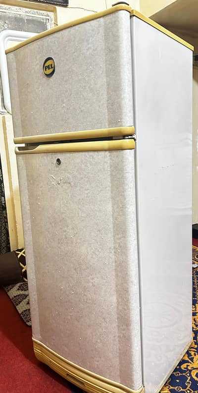 Pel freezer 2 doors Good condition No repair needed