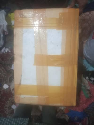 ice box good condition koi masala nhi hai ager chayie ho contact kare