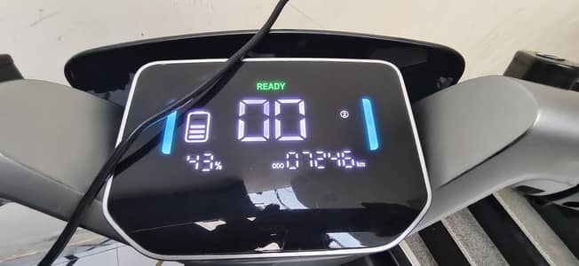 Metro M6 EM Power Lithium