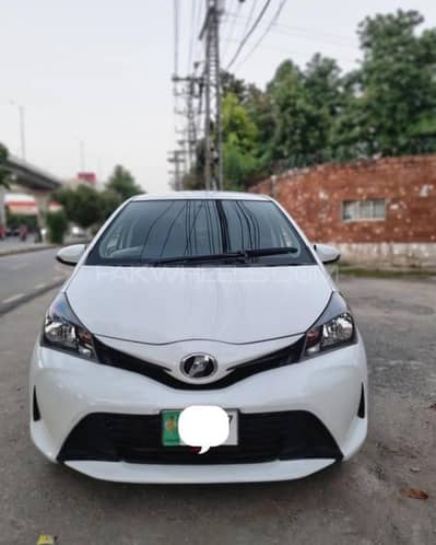 Vitz 2014/17.4. 5 Grade for sale