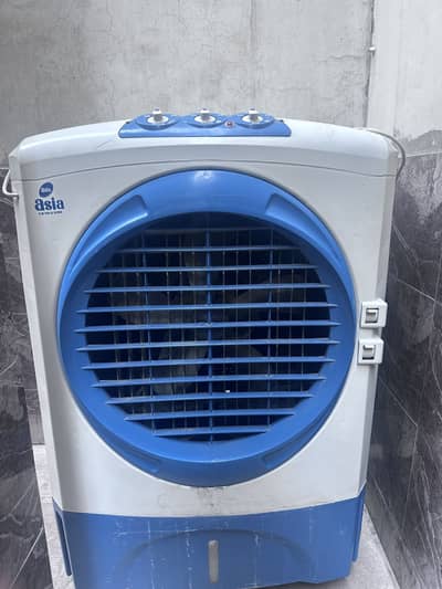 Full lush condition cooler for sale