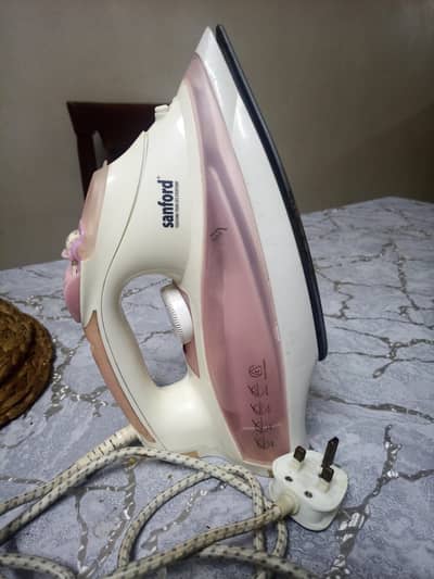 Stanford SF46CI Steam Iron