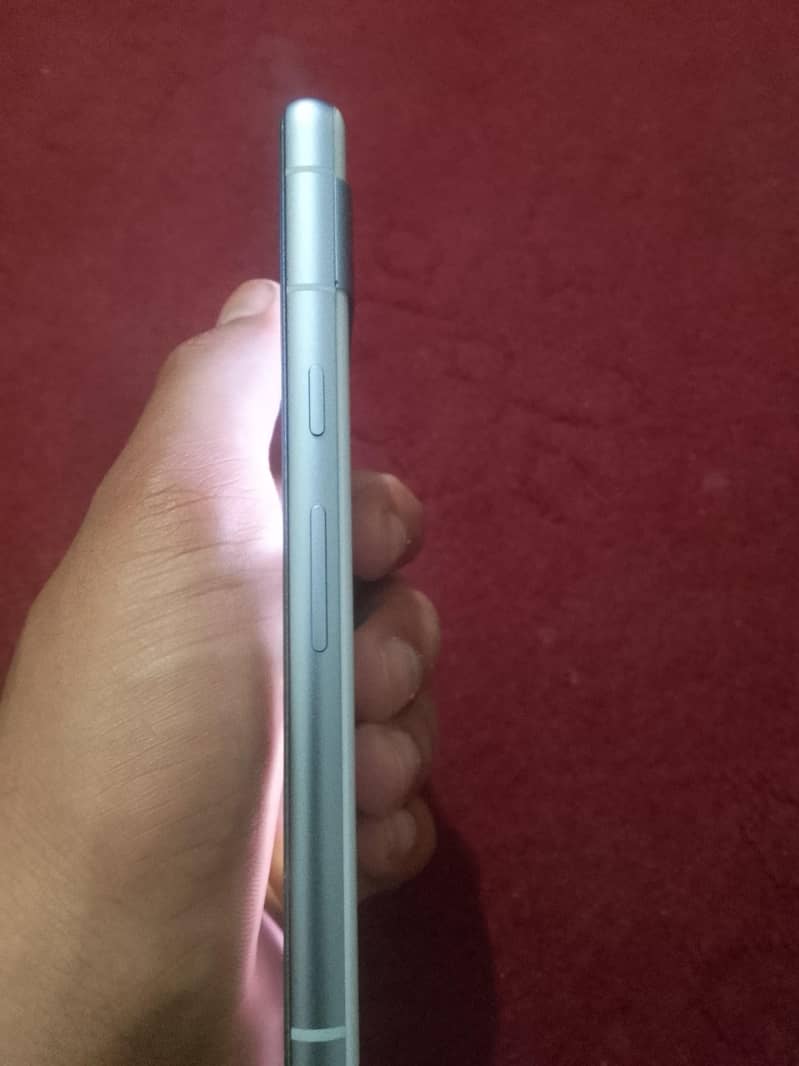 Google pixel 7A 3