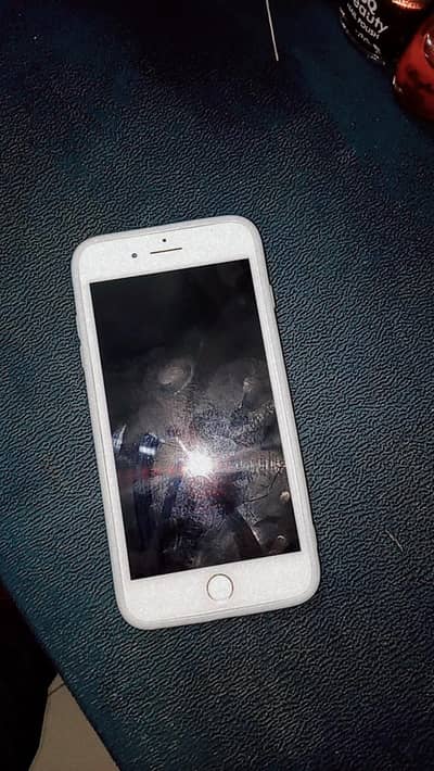 new iphone 7 plus 128 gb one hand use only no faoult 10by10 geniune