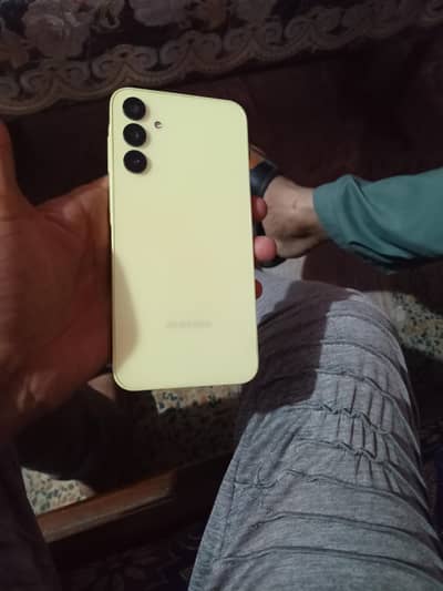 8 GB ram ROM 256