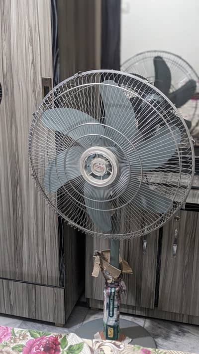 Alharm Pedestal fan