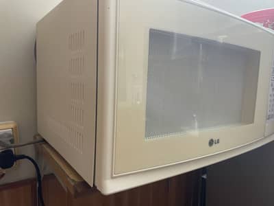 The large size M V Oven