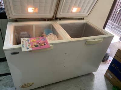 Heavy duty 2 door freezer