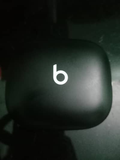 Powerbeats pro  Wireless Earbuds