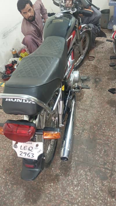 URGENT SALE ROAD PRINCE 70CC 03196123488