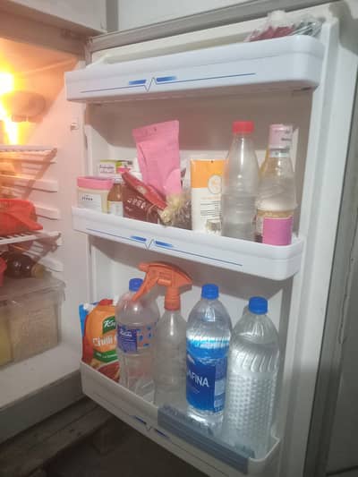 haier fridge medium size 40000k