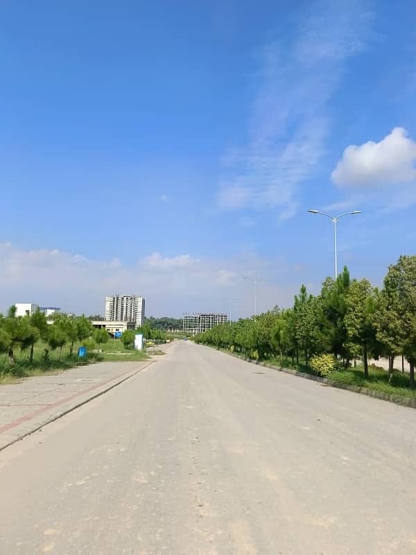 Plot for sale block D 4