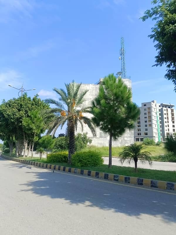 Plot for sale block D 5