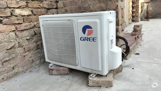 Gree AC Split used 2012 model,