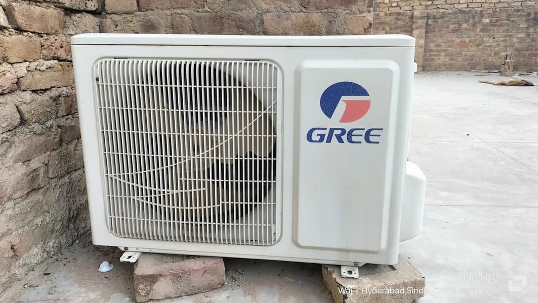Gree AC Split used 2012 model, 3