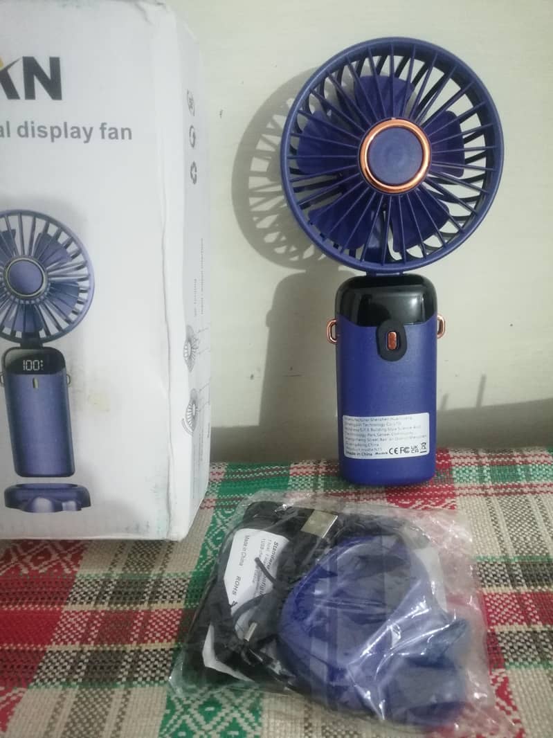 mini portable fan 0