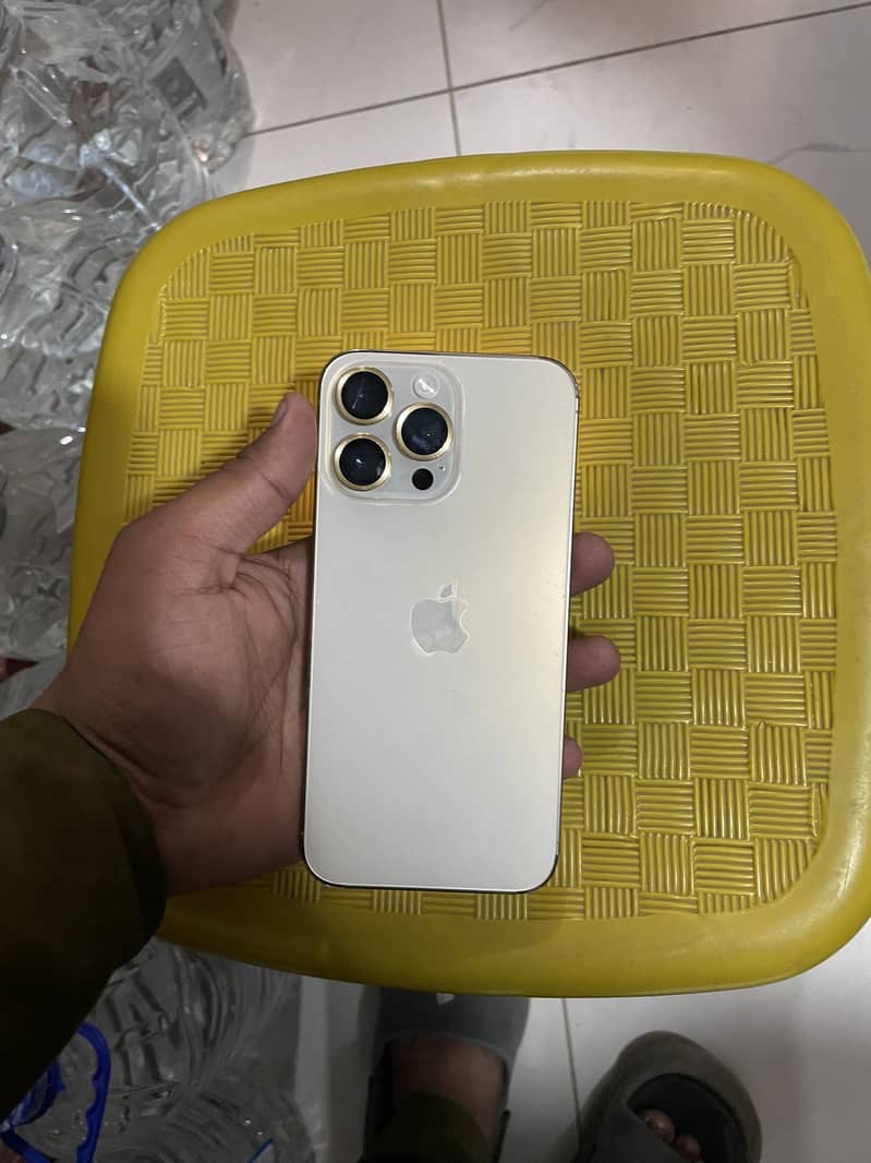 Iphone 14 pro max 2