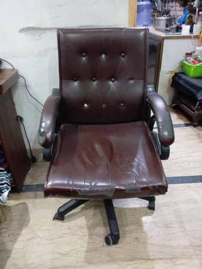 office chair for sale condition 10/7 tyres new sets install hona hay