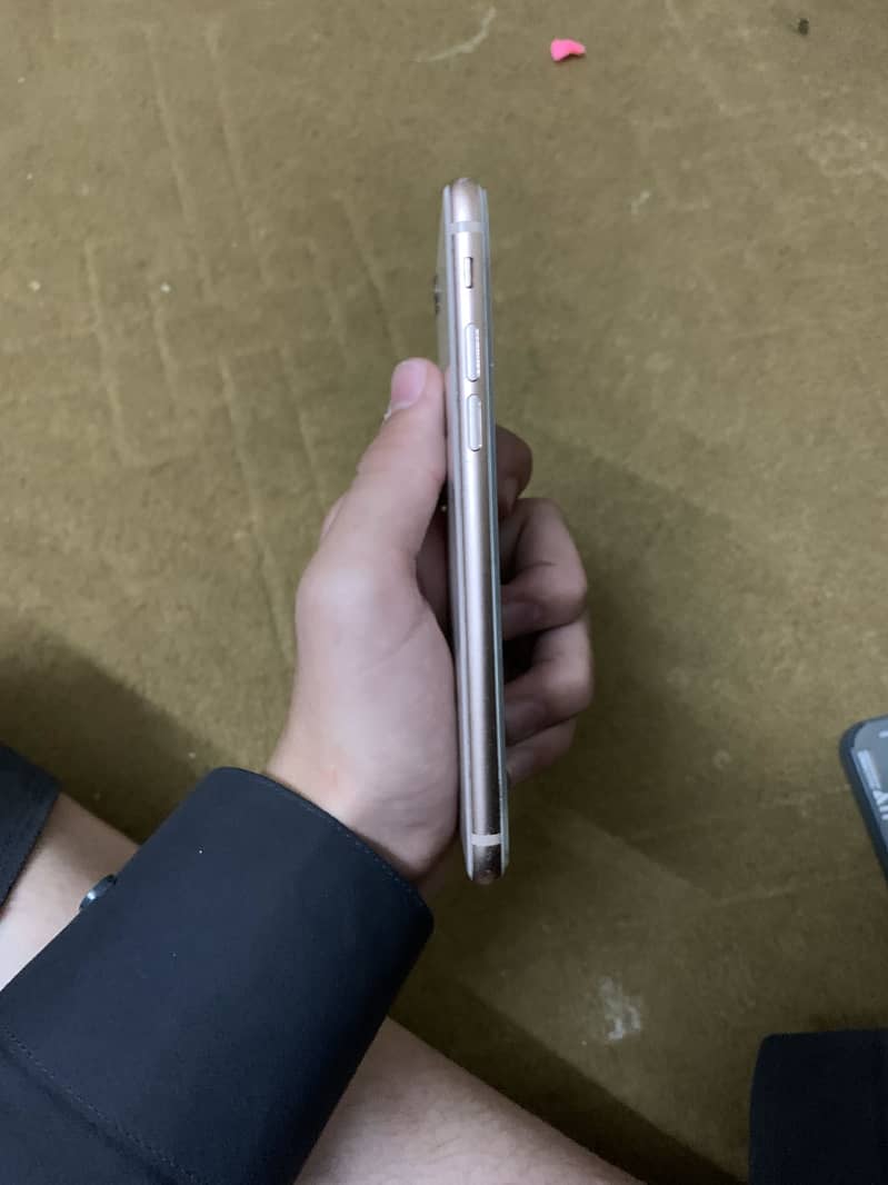 IPhone 8 2