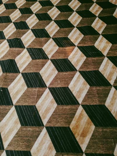 I am selling newly used carpets