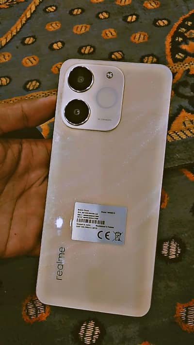 Realme note 70