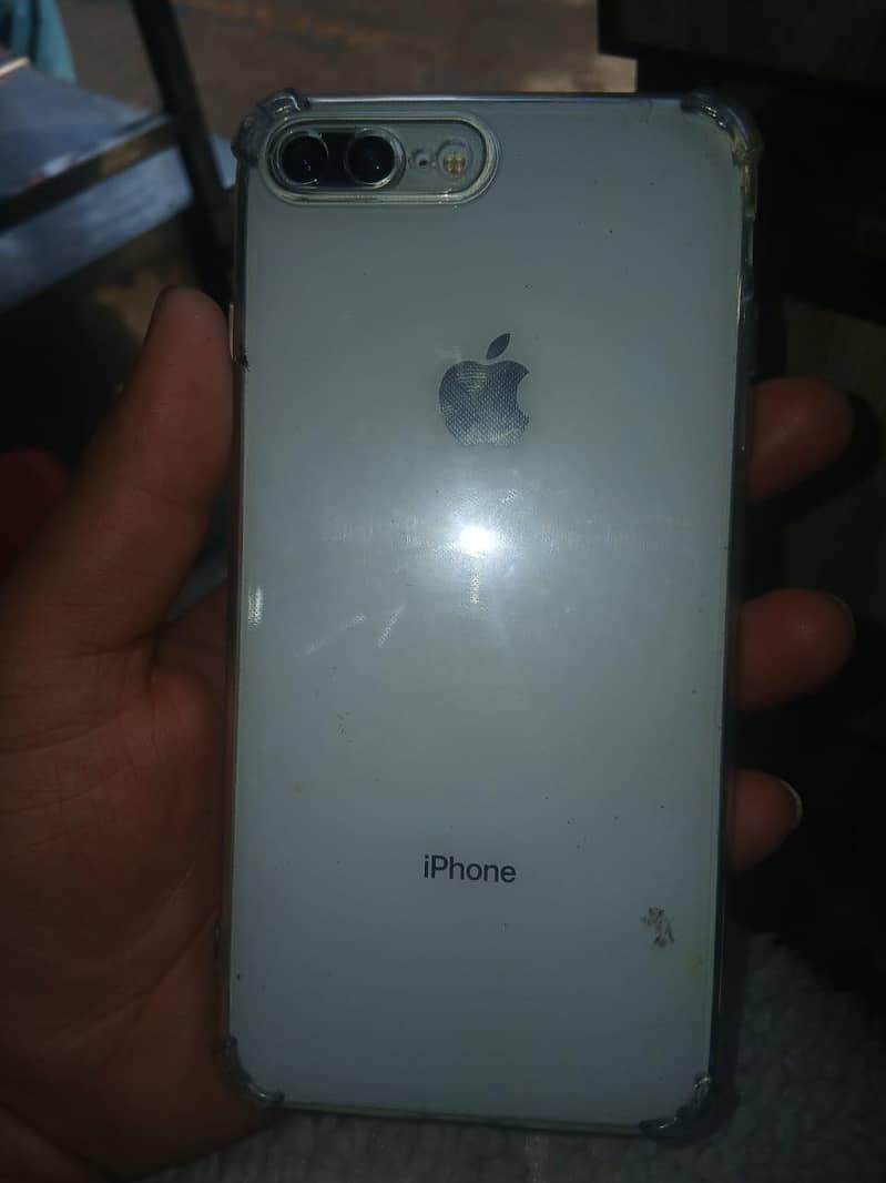 iphone 8puls 4