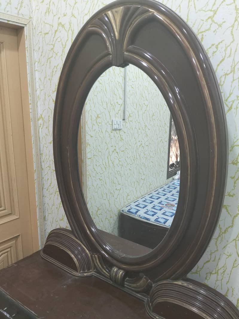 Dressing Table With Stool 0