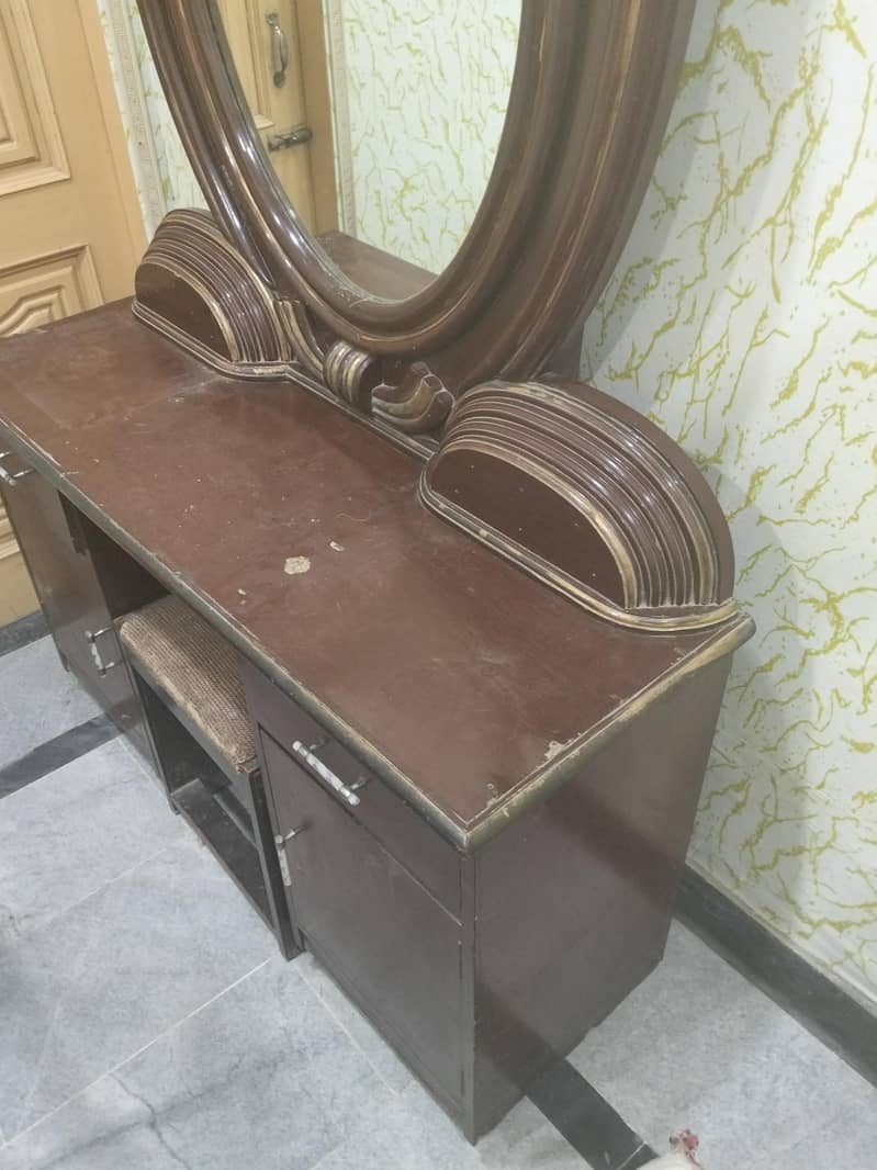 Dressing Table With Stool 6