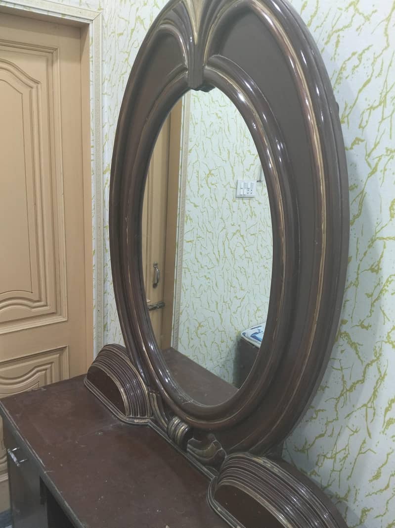 Dressing Table With Stool 7