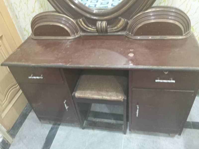 Dressing Table With Stool 13