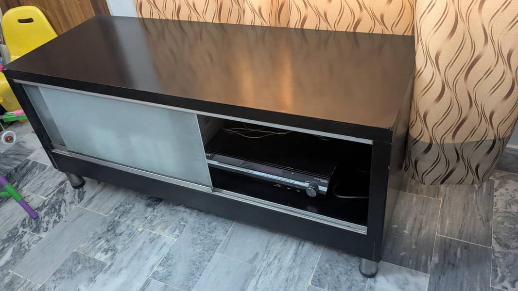 Tv console 1