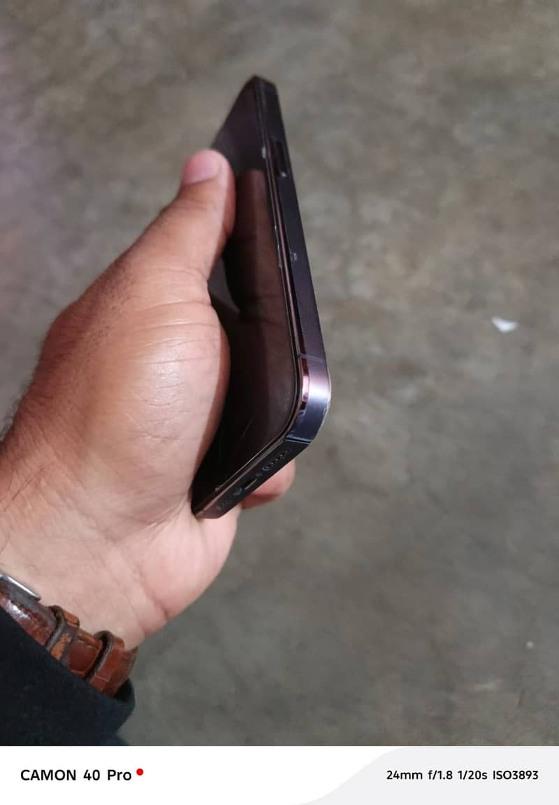 14 pro 3
