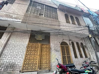 4.5 Marla House For Sale In Samnabaad