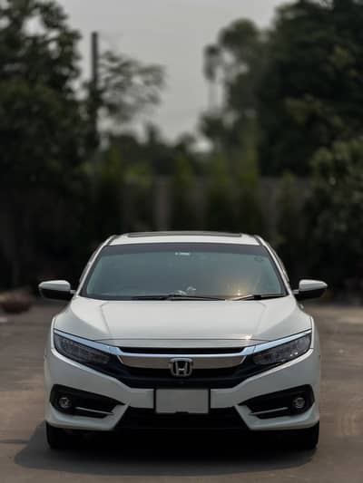 Honda Civic X 1.8 Oriel UG ( Cleanest In Town )