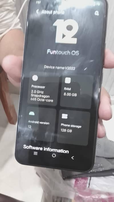 vivo 2022 . . 8/128