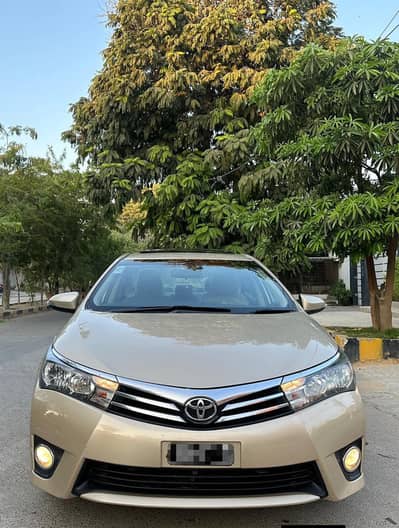 TOYOTA COROLLA ALTIS GRANDE 1.8 Model 2016