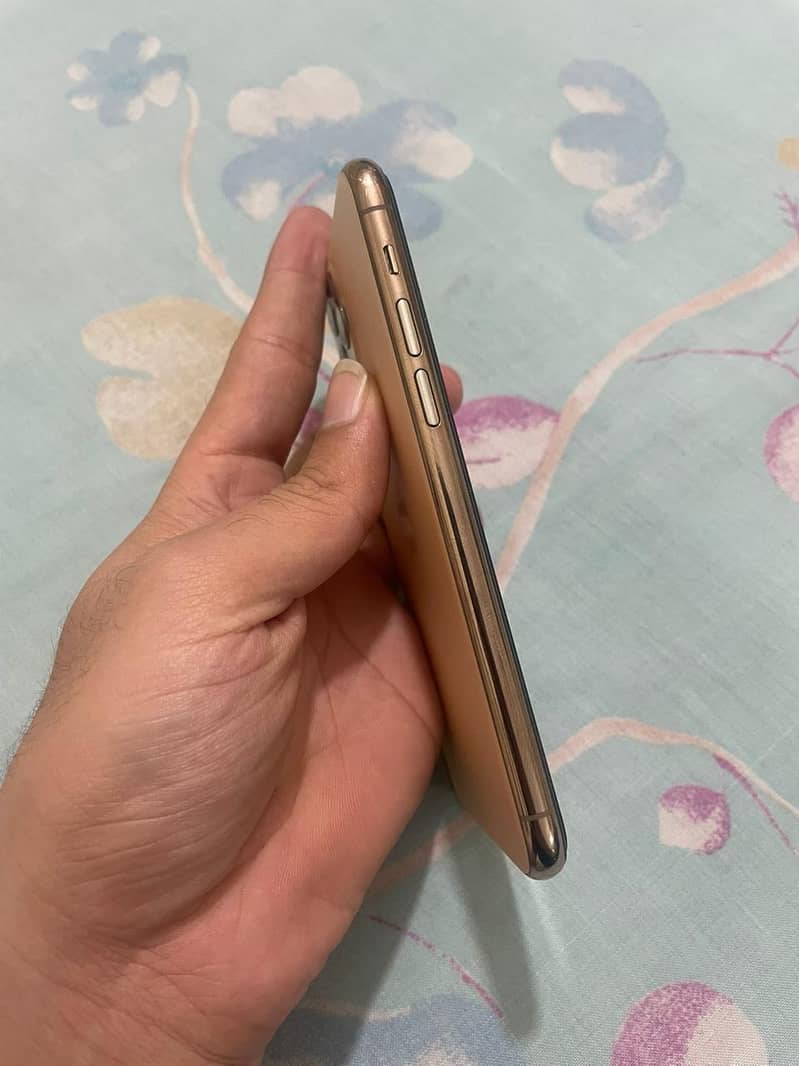 iphone 11 pro 5