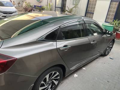 2017/ Civic-X UG Full Option